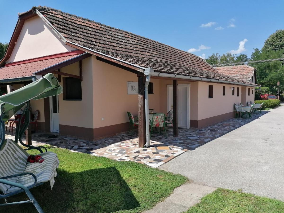 Hacijenda Mali Raj Apartman Palics Kültér fotó
